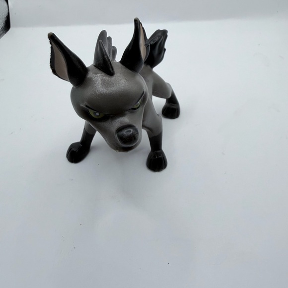 Disney The Lion Guard 3" Toy Figure Janja Gray Spotted Hyena Pride Lands READ - Picture 3 of 10
